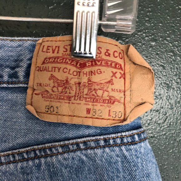 Levi’s Vintage 501s, 1990’s, Jeans, Button Fly, Size 32x30, Light Wash - Picture 4 of 9